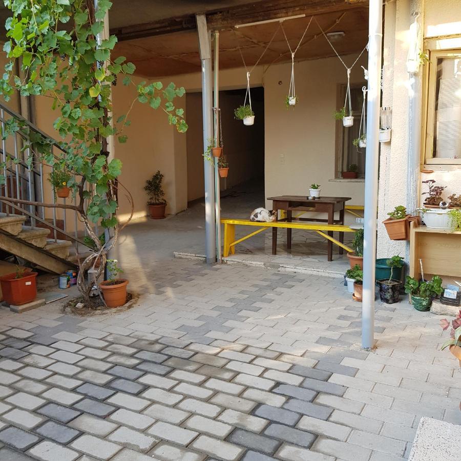 Hotel Домик У Куры Tbilisi Exterior foto