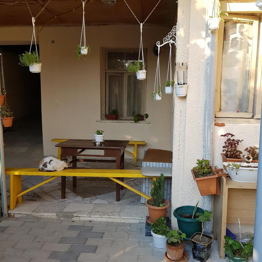 Hotel Домик У Куры Tbilisi Exterior foto